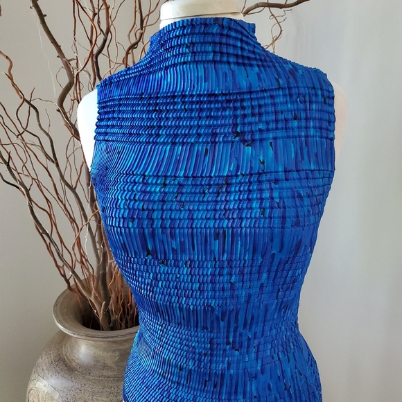 New B Moss Vibrant Shell - Picture 1 of 5